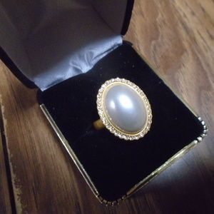Gold with Pearl ring